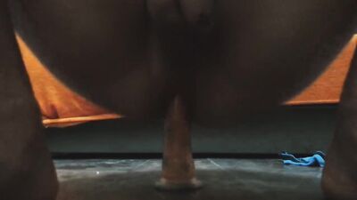 게이 트윙크 자위와 섹스 토이