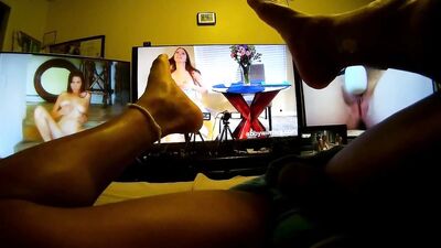 Xu Xin Xia Fingering My Butthole