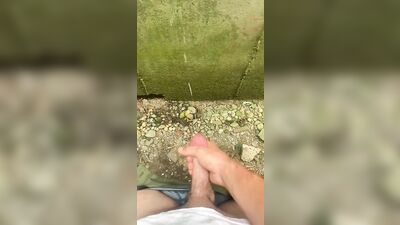 Huge Outdoor Cumshot