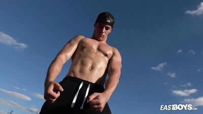 Kent - Muscle Worship
