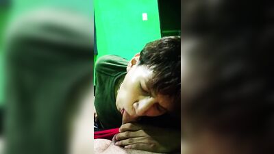 Militaru boyfriend gives me a blowjob