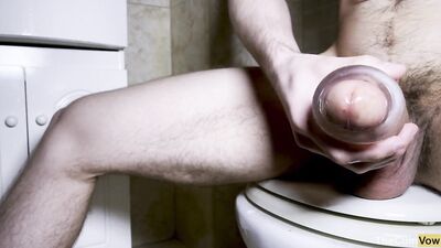 BIG CUMSHOT: Cum explosion with ropes of cum - Fucking sex toy (4K - 60FPS)