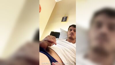 Eddie De Luca Jacking Off Again