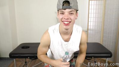 Tommy Poulain - Handjob Casting