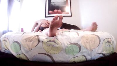 Eating Tight Twink HOLE