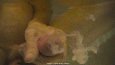 Underwater Twink! Jacob Brooke Cums In The Bathtub On Snapchat! Underwater Cum Shot!