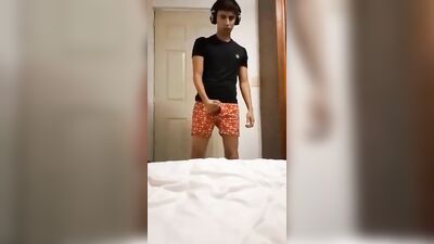 Gay Twink Rush: Family Coming Home Porn Video