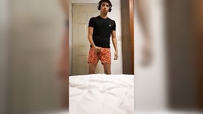 Gay Twink Rush: Family Coming Home Porn Video