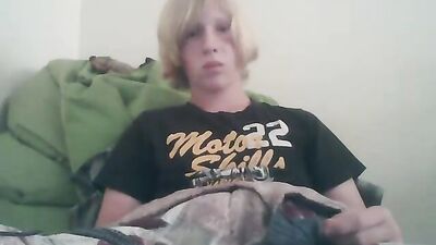 Blond Hottie: The Ultimate Blonde Gay Porn Experience!