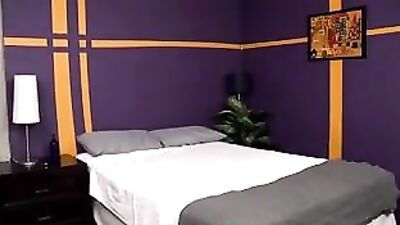 Gay Porn: Bareback Action with Young Men