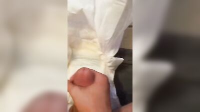 Cumming Twink Drew: A Diaper Boys Delight