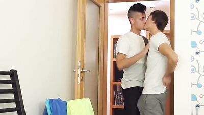 Kiss and Fuck - 214: The Ultimate Gay Porn Experience