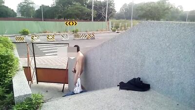 Asian Public Outdoor Fun: Naked Boy Delights!