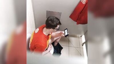 Toilet Boys Nerd Jerks Solo Voyeur Porn