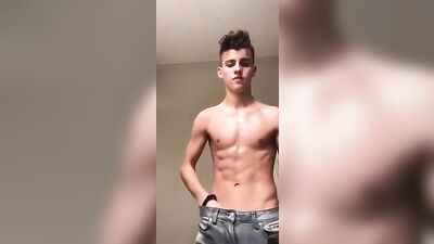 Show Off & Cum! - Web-Cam Amateur Gay Porn