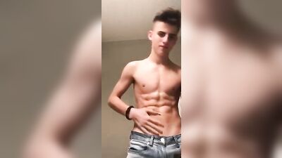 Show Off & Cum! - Web-Cam Amateur Gay Porn