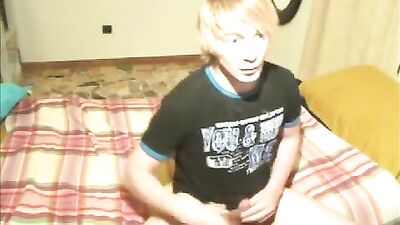 Blonde Teen Boy Web-Cam Cock Plug Explosion!