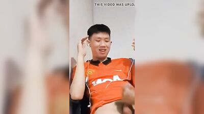 Asian Oral Delight: Cum Shots and BJs with Passionate Couple