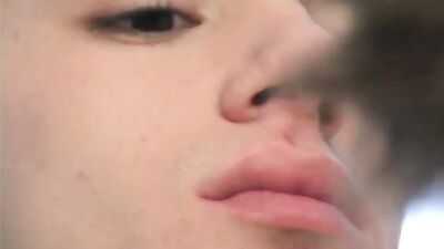 Young Twinks: Lukas Bobbys Cumshot Mania!