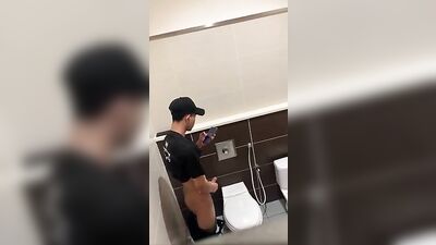 Spy Bro 82: The Ultimate Amateur Cum Shot Adventure!