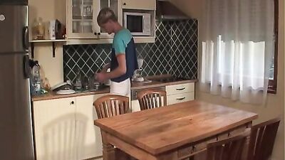 Twink Gay Porns New Problem: The Delivery Boy!