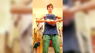 Amature Solo Web-Cam Revamped: Cam 4695 Unleashes a Gay Porn Storm!