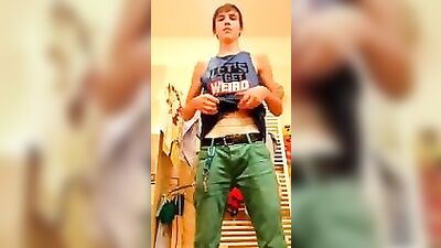 Amature Solo Web-Cam Revamped: Cam 4695 Unleashes a Gay Porn Storm!