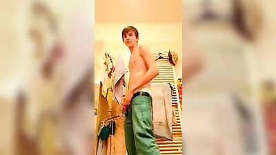 Amature Solo Web-Cam Revamped: Cam 4695 Unleashes a Gay Porn Storm!