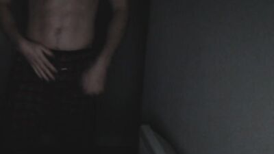 Gay Muscle Web-Cam Boys: Almost Caught! $