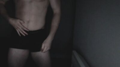 Gay Muscle Web-Cam Boys: Almost Caught! $