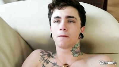 Jake Bass & James Stewart: The Ultimate Gay Porn Tube Experience!