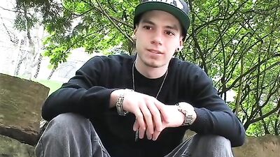 Bobbys Frenzy Foreskin: An Ultimate Vintage Twink Cumshot Experience!