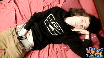 Skinny twink Sean Johansen enjoys wanking his fat shaft