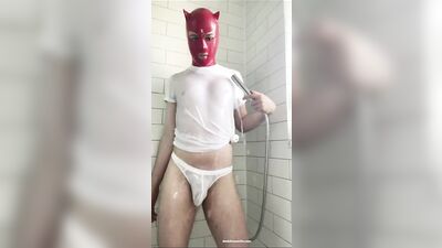 Horny twink gets wet in shower