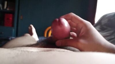 A pool of cum in my belly button