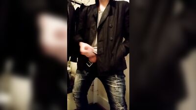 Jerking Off in all my Leather Jackets with Big Load