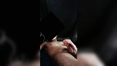 Malibog na jakol sa gabi habang sina utol. ungol na naman