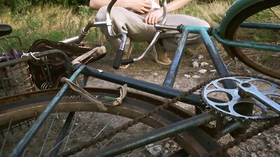 summer cycling. hot blowjob while cycling