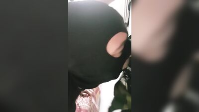 Je pompe un minet en treillis