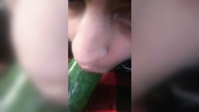 Teen practices his sucking ski*lls on food