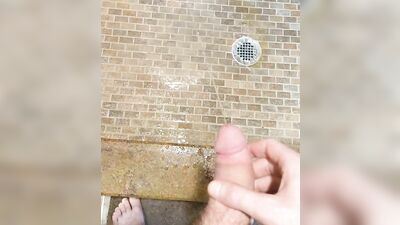 Twink pisses in shower