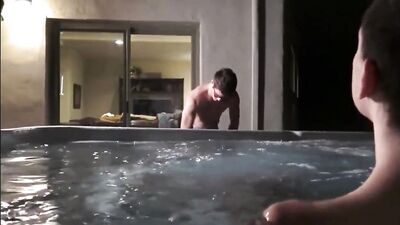 Gay Porn: Bareback Orgy in the Hot Tub - Lads Celebrating Christmas!