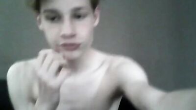 Gorgeous Boy Cum Showstopper!