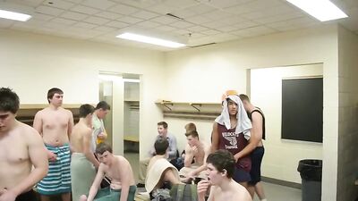 Gay Harlem Shake Locker Room Fun Voyeur