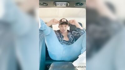 Bros Hole-y Car Adventure: Solo Gay Porn Action!