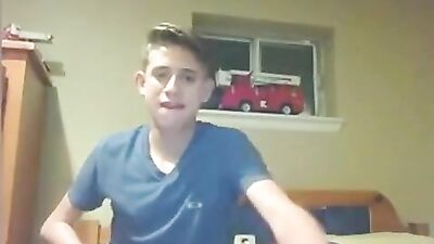 Gay Porn Twink Ass Play Online with Buddy!