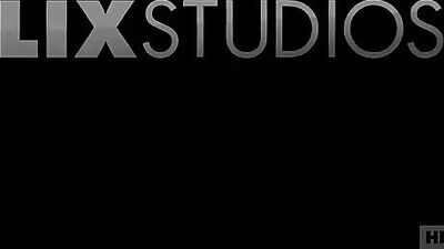 Naughty Twinks Cum In The Room For A Hot Sex Show!