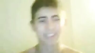 Gay Porn: Young Eyeful Guy with More Than Just Eyes!