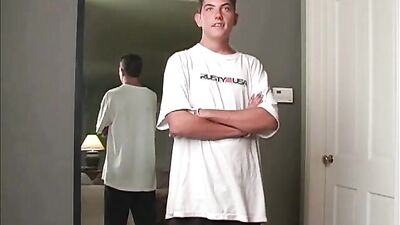 Gay Porn: Steves Naked Adventure in the City - Exploring His Sexuality!