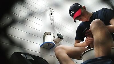 Cumming for Twinks - The Blond Dick Thick Spy Cam Adventure!